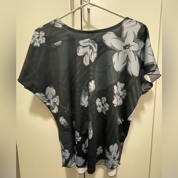 Kini Zamora top🖤 Made in Hawaii - Picture 2 of 3